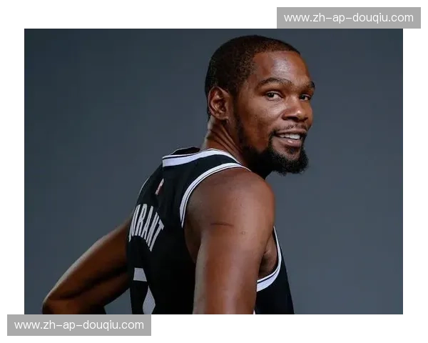 洛城风云再起，休城绝境求生：2009湖人与火箭季后赛恩仇录